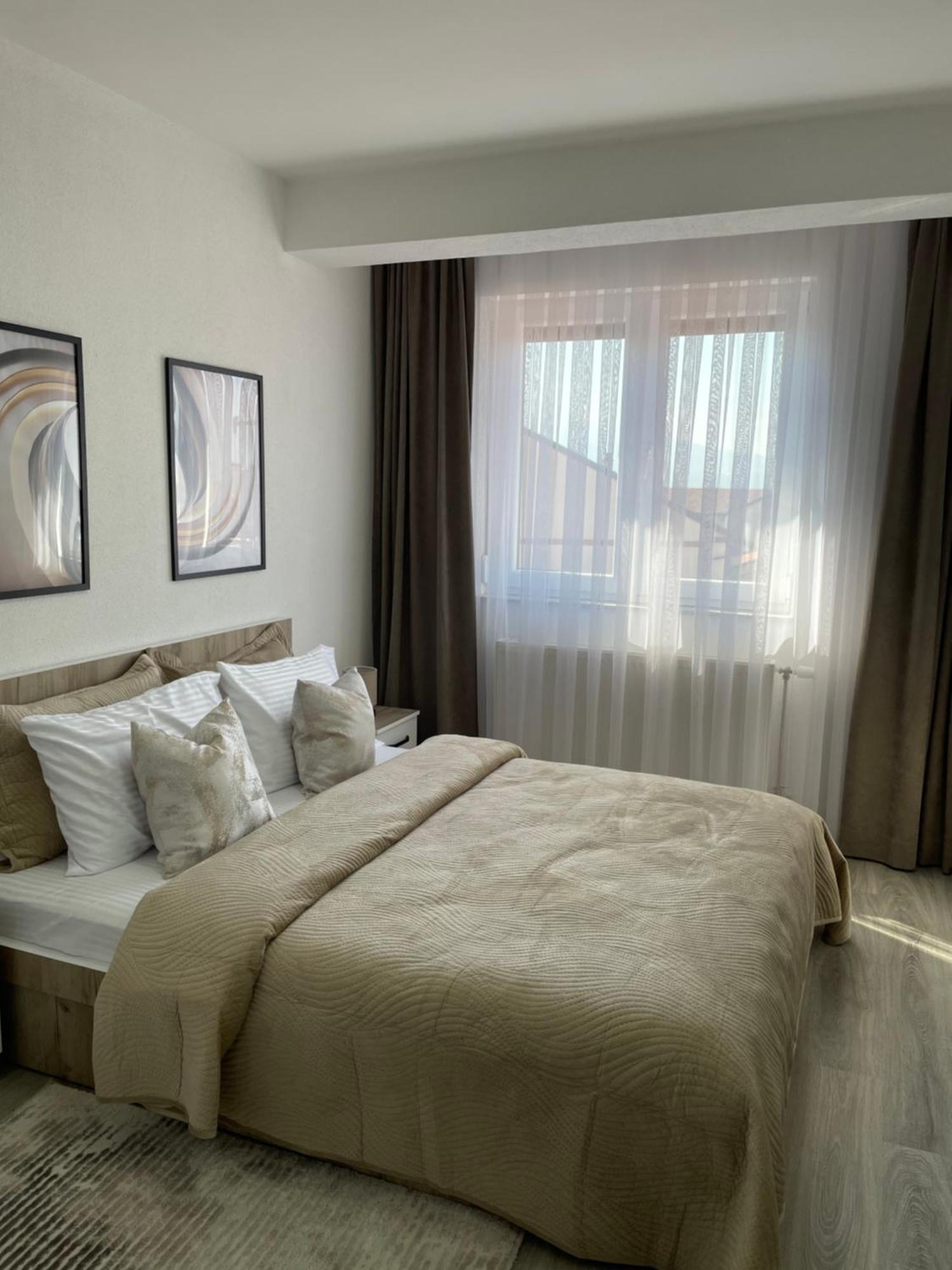 Apartment Prizreni-Free Private Parking Exterior photo